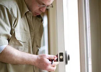 Milford Lock And Key Milford, CT 203-212-5848 - 16a-Locksmith-Service-Around-Me